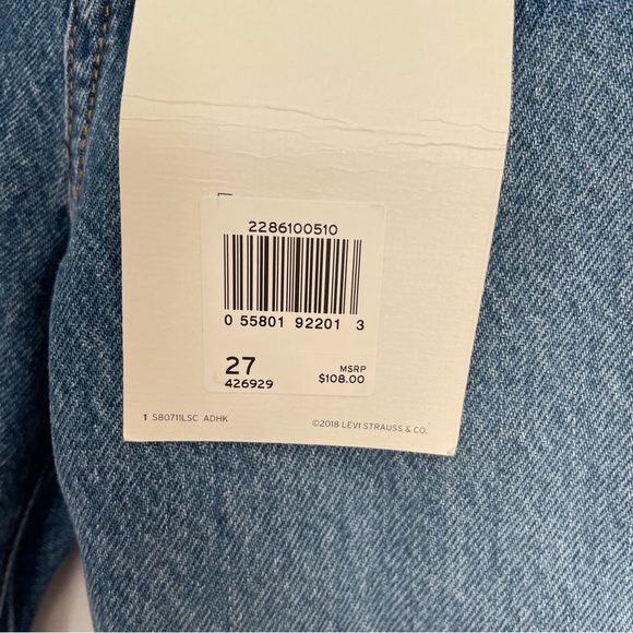 NWT Aritzia Levi’s Wedgie Jeans High Rise Sz 27 - Picture 4 of 6